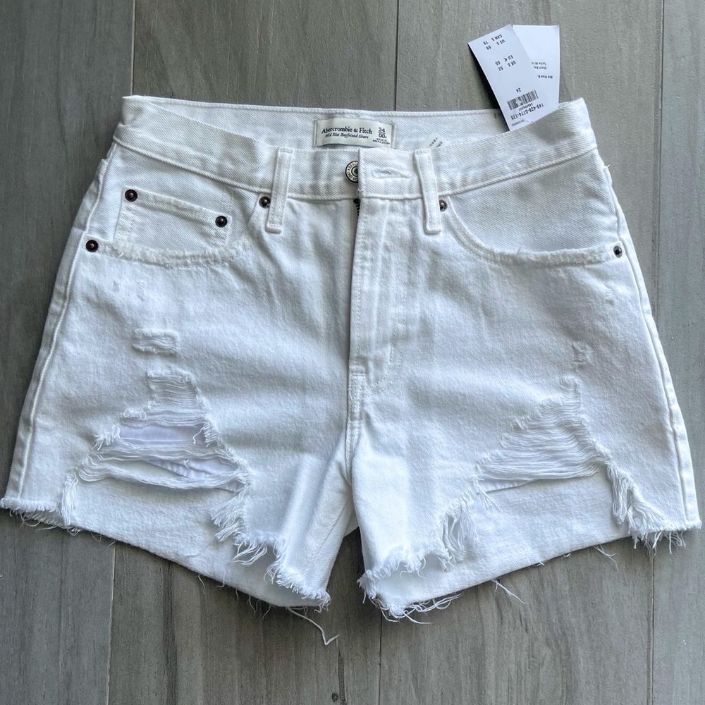 ABERCROMBIE Mid Rise Shorts